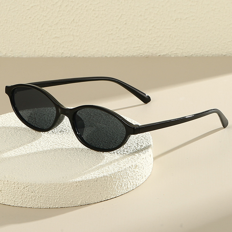 Vintage Small Cat Eye Sunglass - Sunglasses Cat Eye のレビューと価格