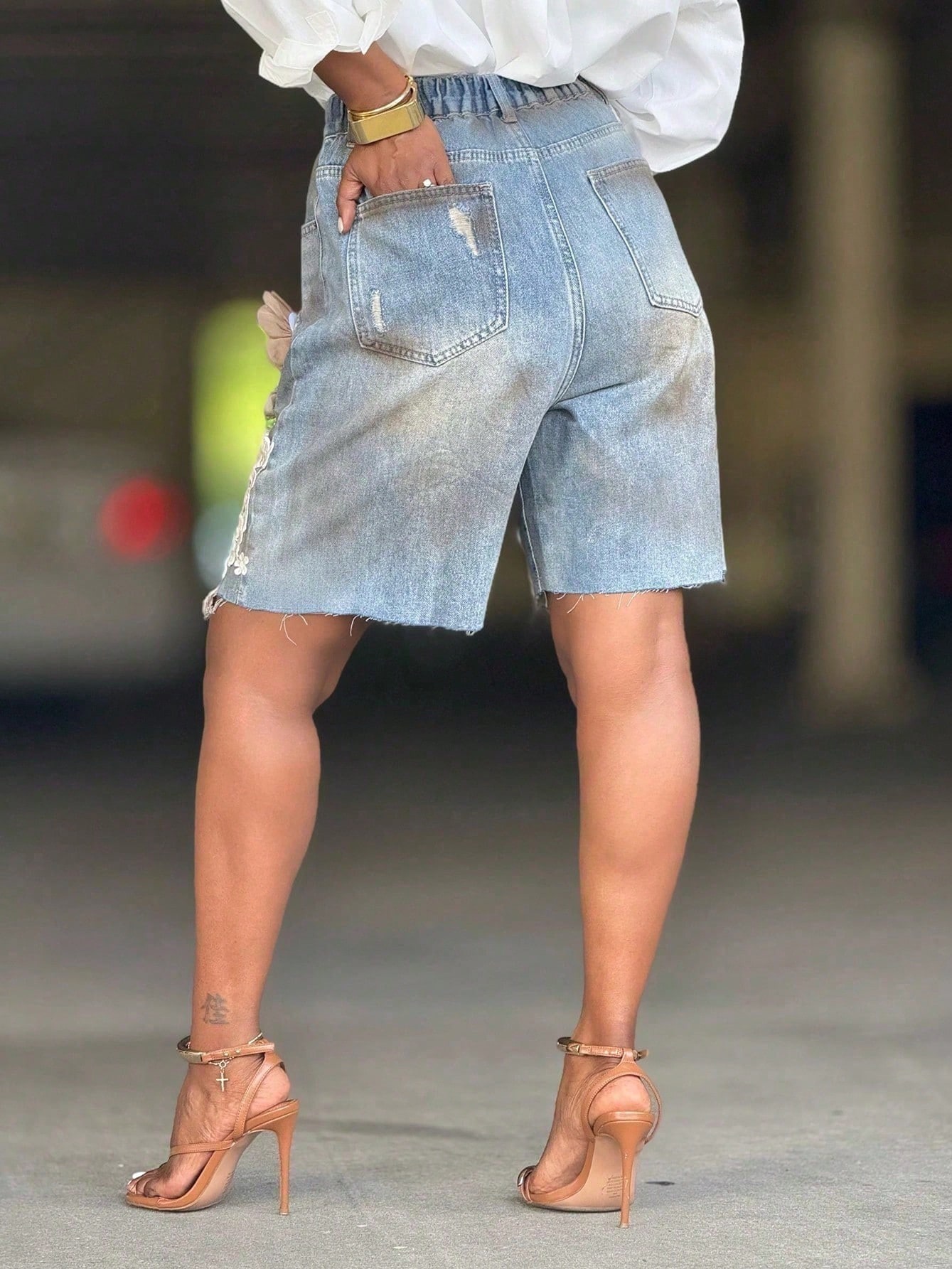 GLOURI Women 3D Floral Appliqu - Shorts Denim Frayed のレビューと価格