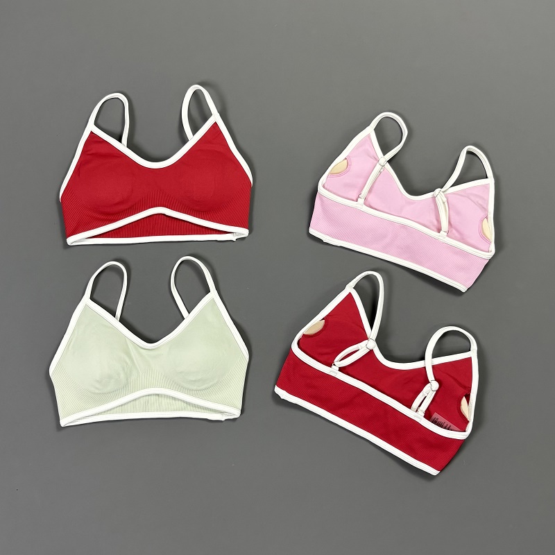 Women Contrastline Yoga Bra V  - Crop Top Crochet のレビューと価格