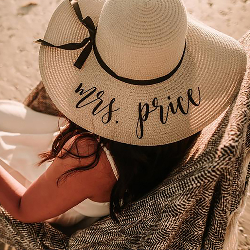Personalized Custom Last Name  - Hat Floppy Wide のレビューと価格