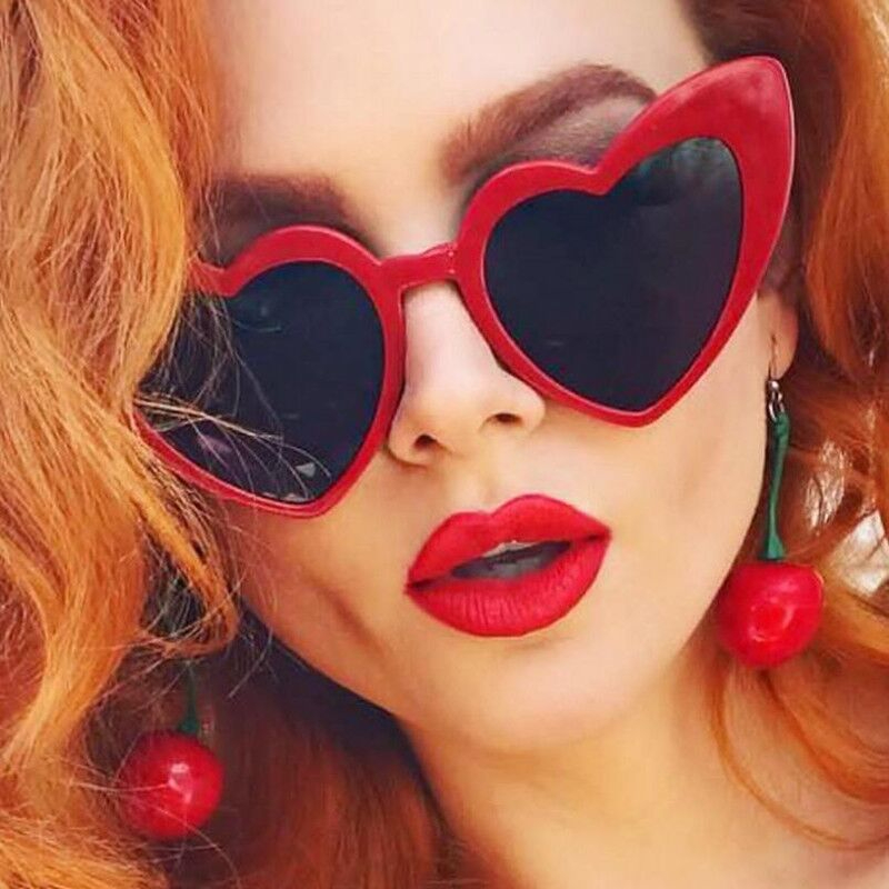 Love Heart Cat Eye Sunglasses  - Sunglasses Cat Eye のレビューと価格